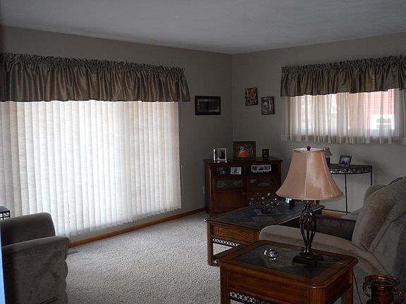 4th image of 2 Ames Ct