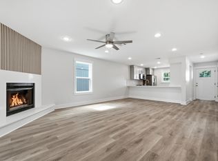 11 Court Dr #11, Destin, FL 32541