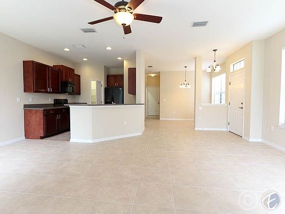 4th image of 16539 Kingletridge Ave