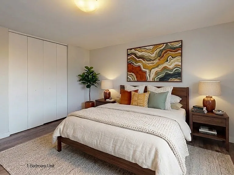 1475 Riverside Dr W #106 — Photo 3