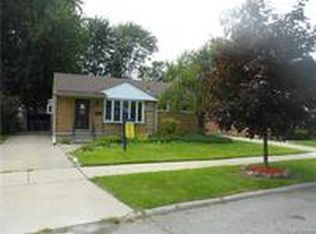 22648 Englehardt St, Saint Clair Shores, MI 48080