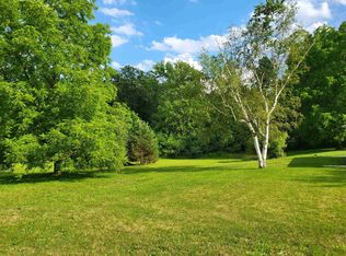 Sarah St, Grand blanc, MI 48439