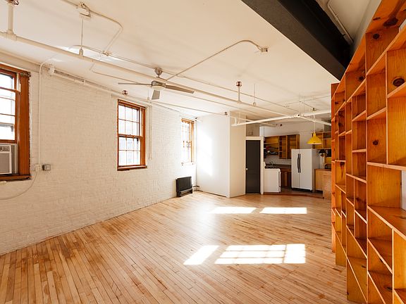 5th image of 160 6th Ave APT 5S