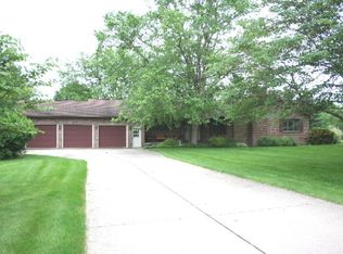 2678 Samuel Clemens Rd, Muscatine, IA 52761