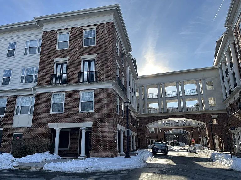 The Colonnade at Kentlands