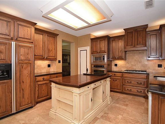 3rd image of 2116 Blue Sage Dr