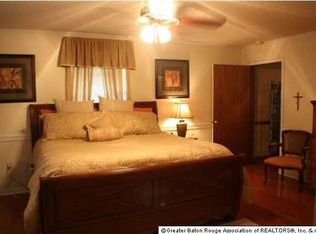 13225 Bridlewood Dr, Greenwell Springs, LA 70739