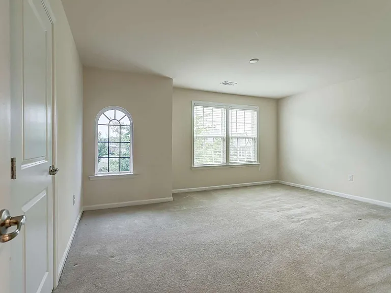 70 Turkey Trot Ct — Photo 32