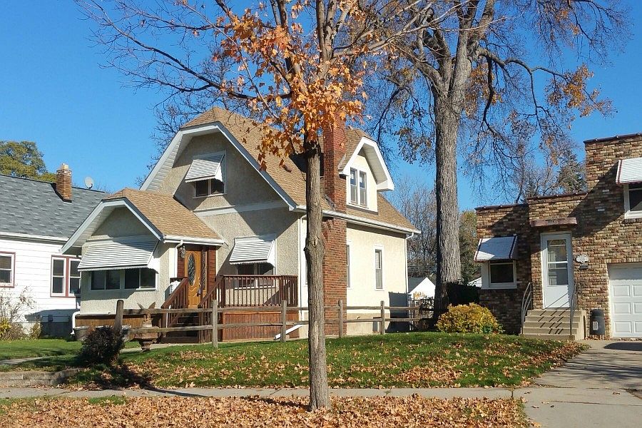 2nd image of 4245 Snelling Ave