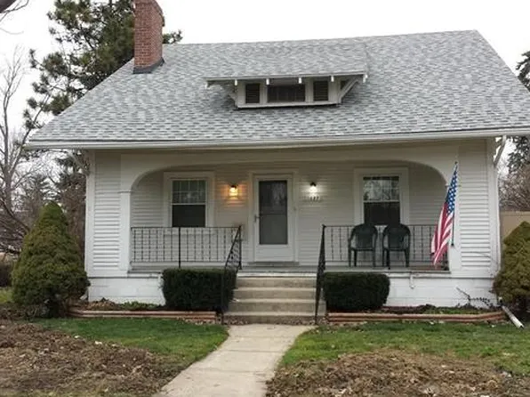 1427 Villa Rd, Birmingham, MI 48009