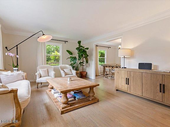 5th image of 5 Sunshine Ave