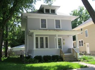 330 Plum St, Aurora, IL 60506