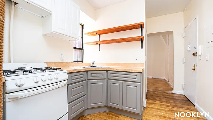 Rented by Nooklyn NYC LLC | media 29