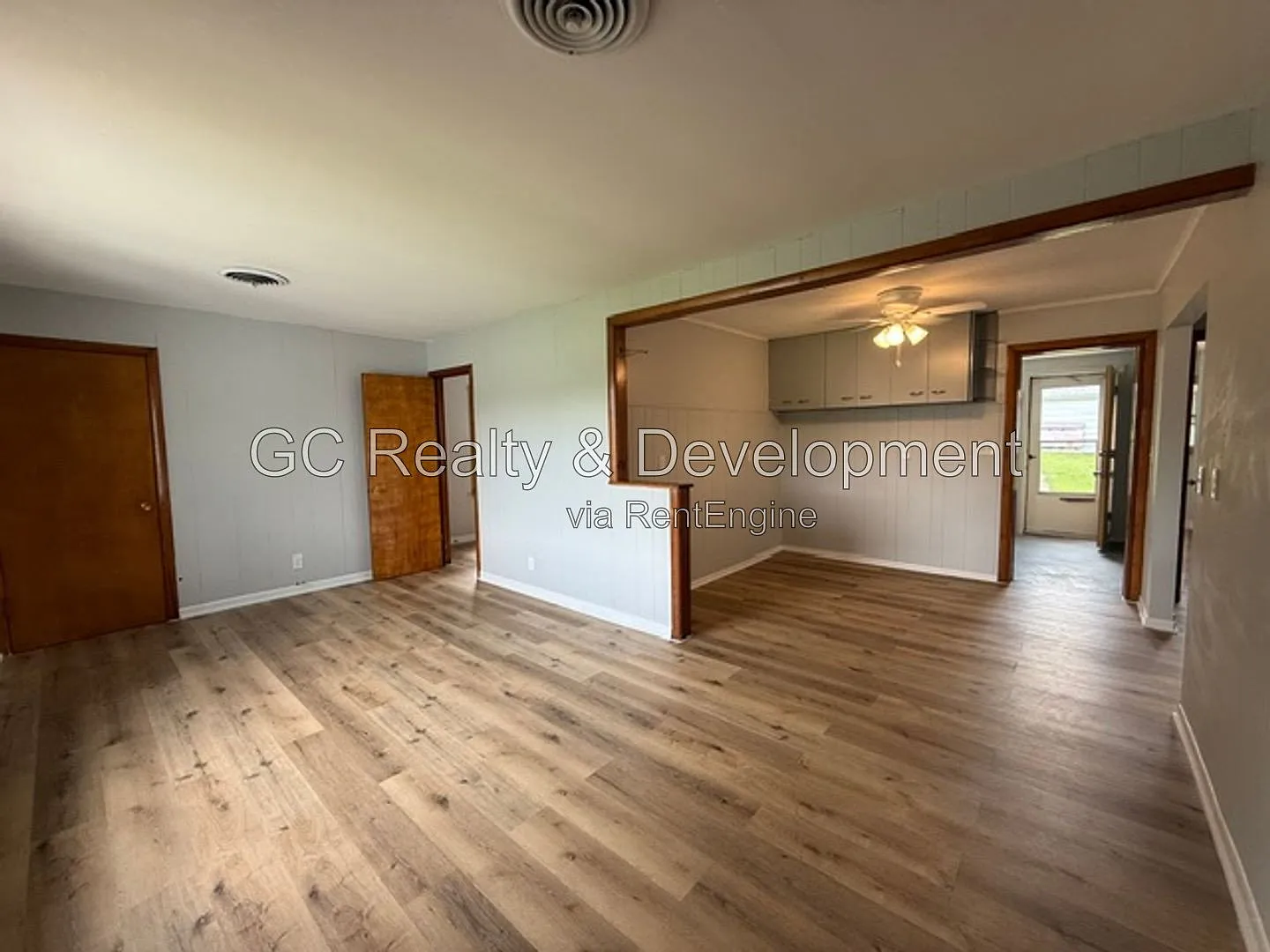 3 bed, 1.0 bath, $2,495 — Photo 3