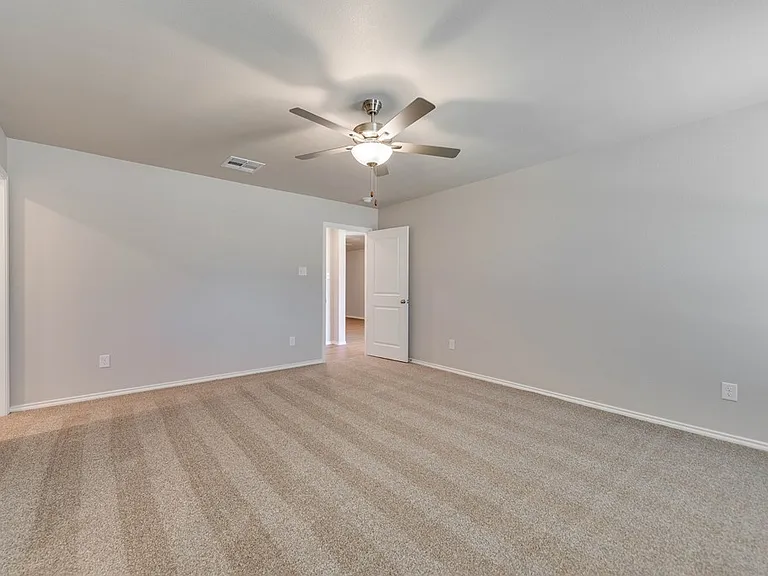 8213 E County Road 111 — Photo 20
