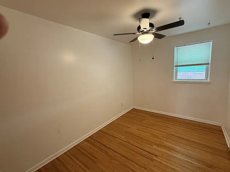 8835 Roosevelt Blvd — Photo 2