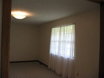 3rd image of 3115 Tagen Ln