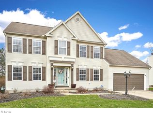 733 Continental Dr, Medina, OH