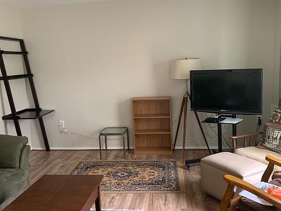 4th image of 3126 Beckenham Ct #250-C