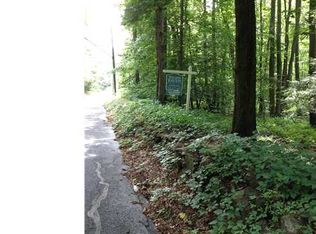 26 Indian Hill Rd, Collinsville, CT 06019