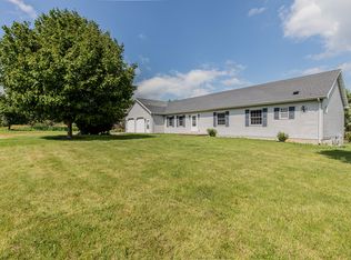 4304 E 7th Rd, Mendota, IL 61342