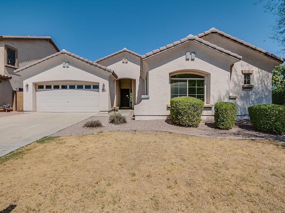 1st image of 1432 E Canyon Creek Dr