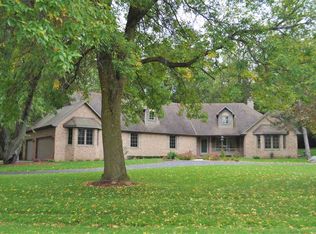 1871 Mistique Ln, De Pere, WI 54115