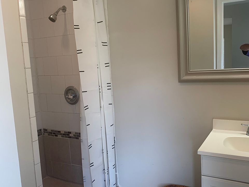1st image of 10188 Illinois St