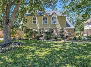 15915 Pebble Bend Dr, Houston, TX 77068
