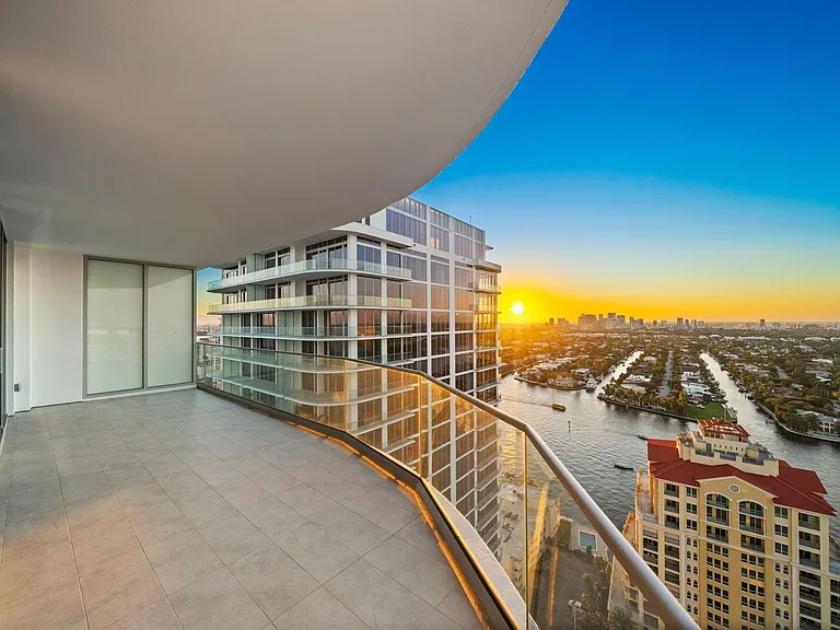 151 N Seabreeze Blvd #2503 — Photo 39