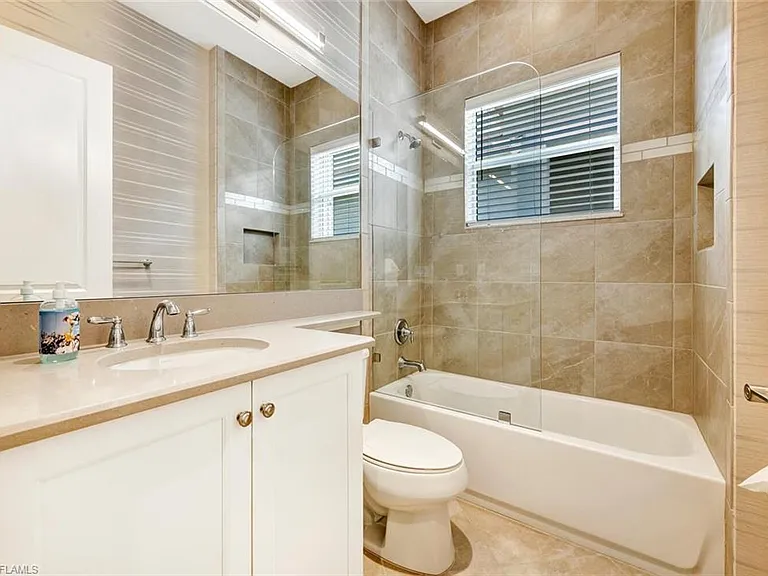 28496 Burano Dr — Photo 21