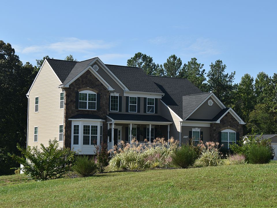 1st image of 39702 Claires Dr