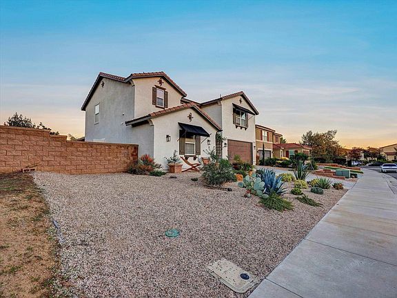 2nd image of 37244 Avocet Way