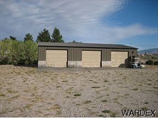 3rd image of 776 Selma Dr