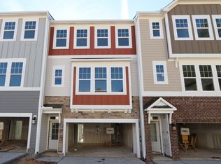 2861 Hunter Woods Dr, Apex, NC 27502