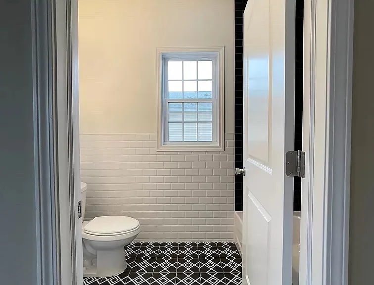 345 N 2nd St #3 — Photo 4