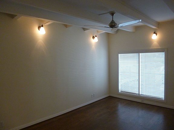4th image of 216 Marshall St APT 7