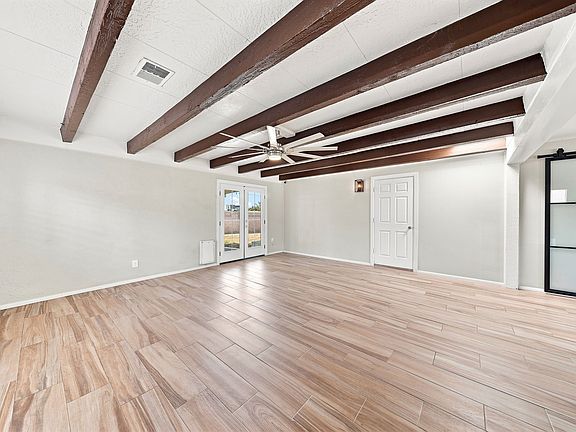 5th image of 1329 E Lawrence Ln
