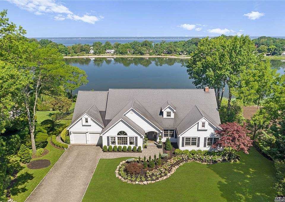 1st image of 4 Barbara Ln