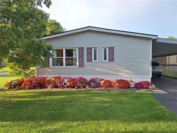 6436 Murphy Dr #71, Victor, NY 14564