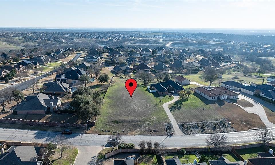 1st image of 7345 Golf Club Dr
