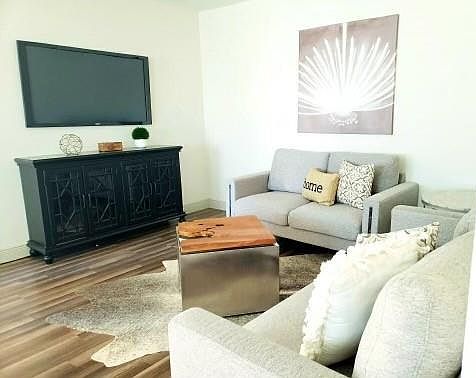 1st image of 12633 Memorial Dr APT 11