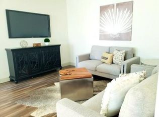 12633 Memorial Dr APT 11, Houston, TX 77024