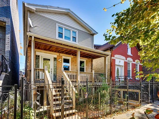 2063 N Oakley Ave, Chicago, IL 60647 | Zillow