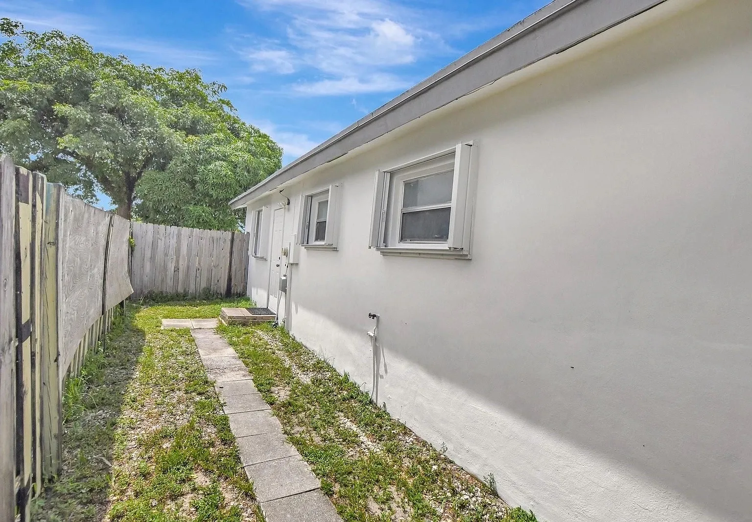 SW 65th Ter, Boca Raton — Photo 2