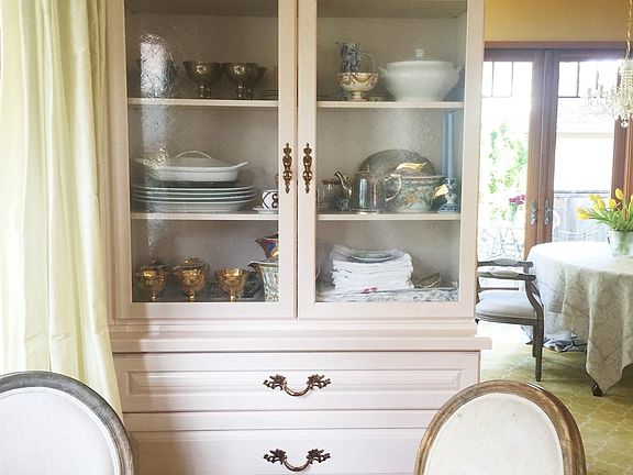Kitchen nook with built-in cabinets