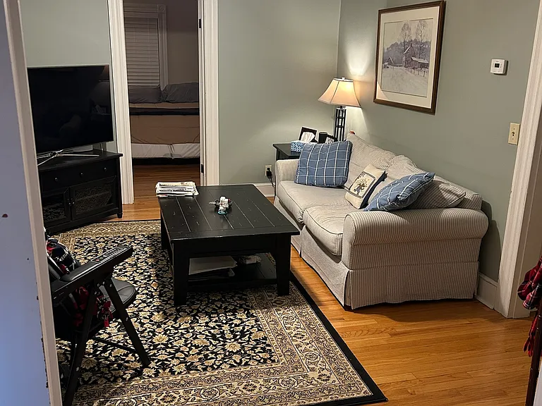 14 May Ave — Photo 19