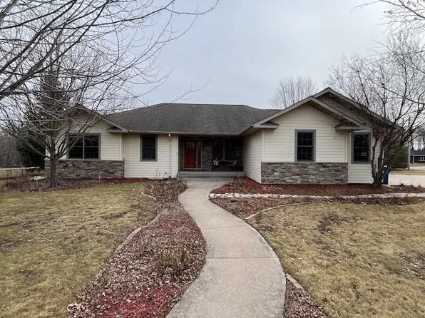 801 Jones Circle, Rice Lake, WI 54868