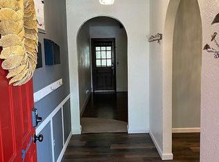 804 N Stout Cir, Moore, OK 73170