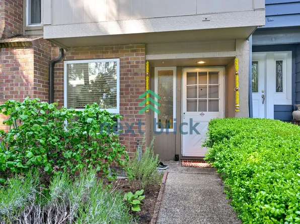 1035 156th Ave NE APT 34, Bellevue, WA 98007